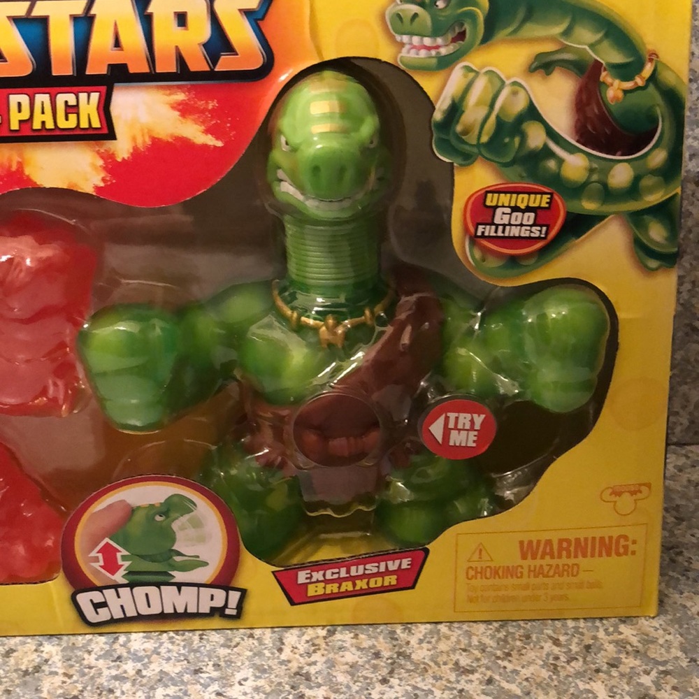 Goo Jit Zu 4 pack!!!!!!!  NEW!!!  Great gift!!! All Stars Pack!!! - Picture 5 of 9